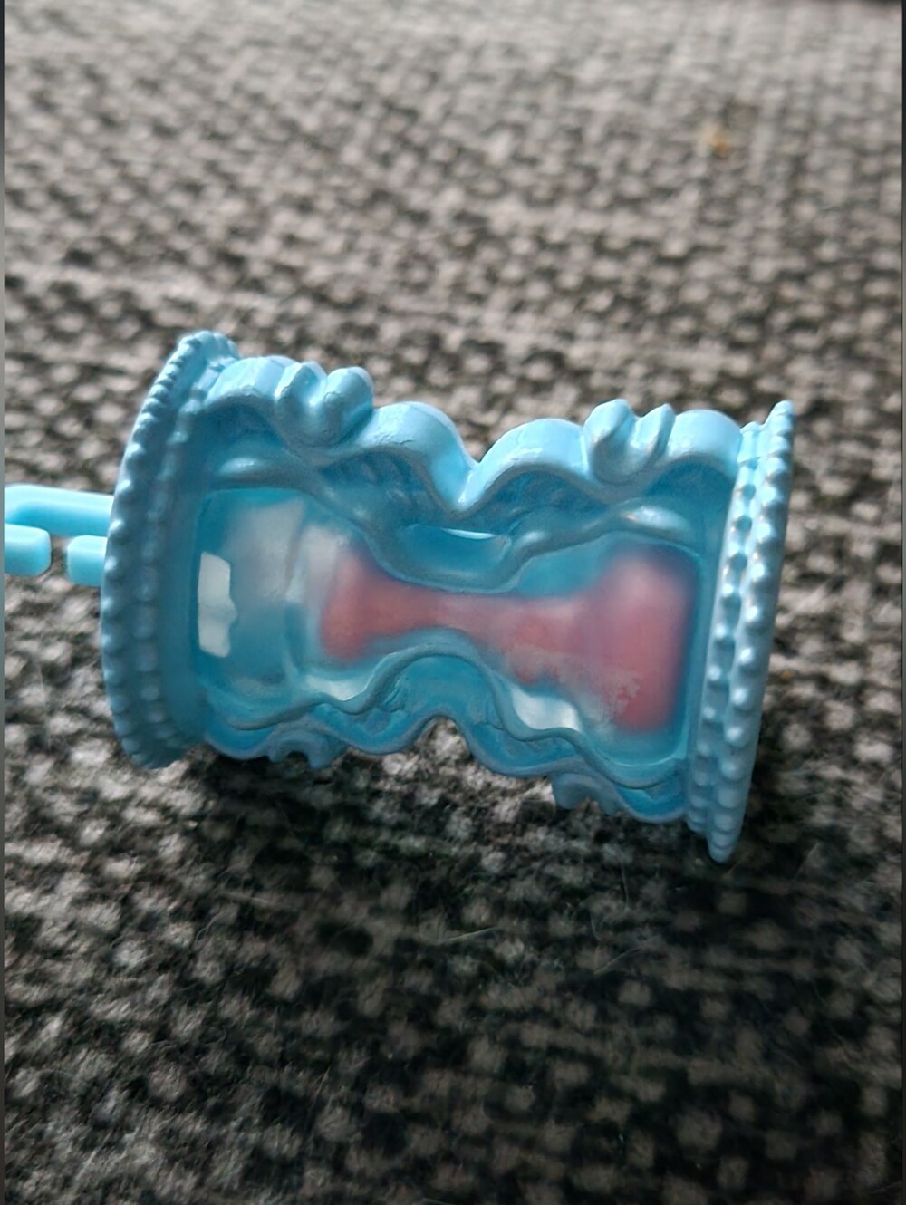 G1 Monster High Rare Rochelle Goyle Haunted Getting Ghostly Hourglass 2014